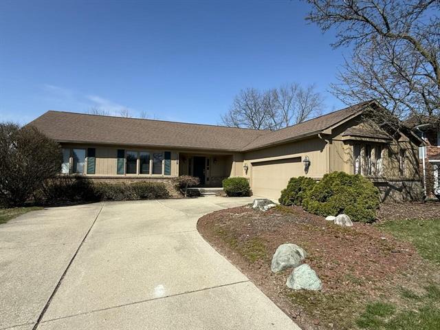 front view picture of 1509 Tiverton Trail Dr, Rochester, MI. 48306
