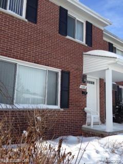 front view picture of 1127 Tienken Ct, Rochester, MI. 48306