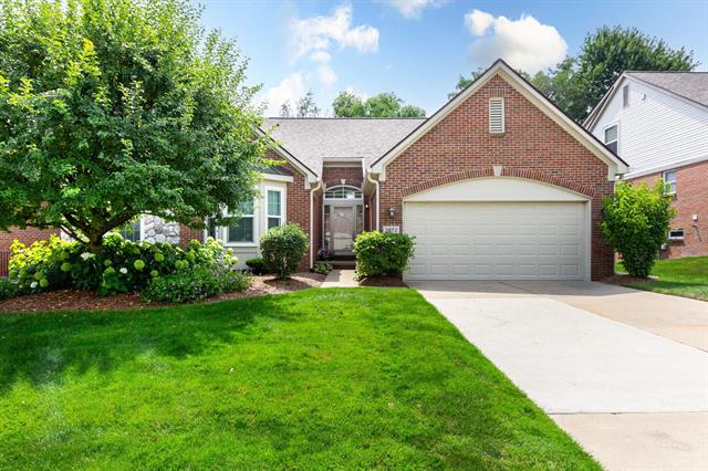 front view picture of 3872 Arbor Dr, Auburn Hills, MI. 48326