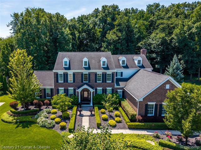 front view picture of 50693 Chesapeake Dr, Novi, MI. 48374