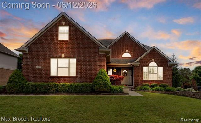 front view picture of 54265 Birchwood, South Lyon, MI. 48178