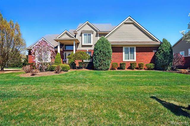 front view picture of 29762 Magnolia, New Hudson, MI. 48165