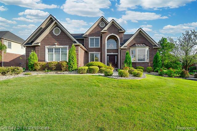front view picture of 50553 Billenca Dr, Novi, MI. 48374
