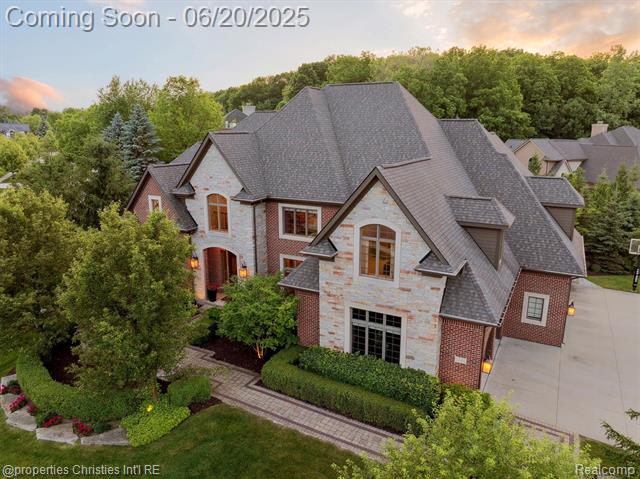 front view picture of 21091 Rosewood Ct, Northville, MI. 48167