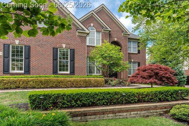 front view picture of 50719 Amesburg Dr, Novi, MI. 48374