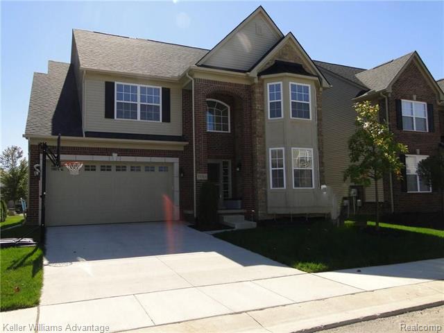 front view picture of 51161 Hallfield St, Novi, MI. 48374
