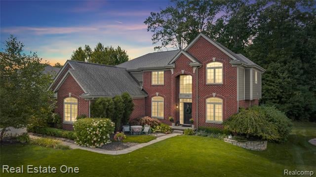 front view picture of 5778 Strawberry Cir, Commerce Township, MI. 48382