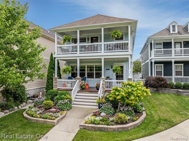 front view picture of 3843 Andover Ave, Auburn Hills, MI. 48326