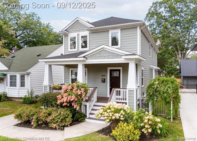 front view picture of 805 Forest, Royal Oak, MI. 48067