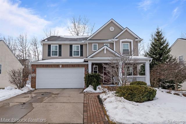 front view picture of 348 Dakota Ln, White Lake, MI. 48386