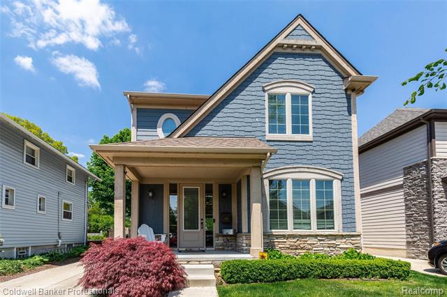 front view picture of 1555 Ruffner Ave, Birmingham, MI. 48009