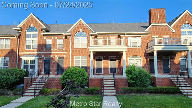 front view picture of 1418 Ashford Ct, Troy, MI. 48084