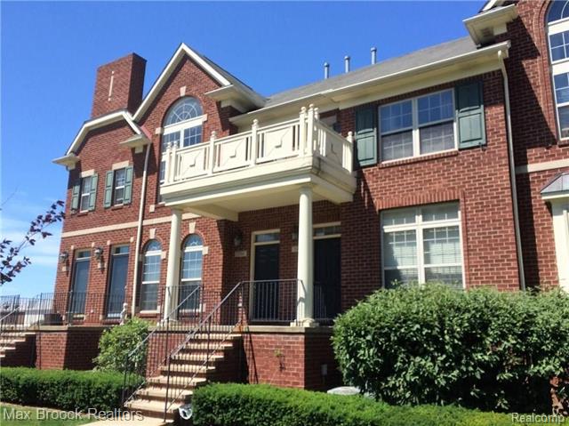 front view picture of 1400 Ashford Ct, Troy, MI. 48084