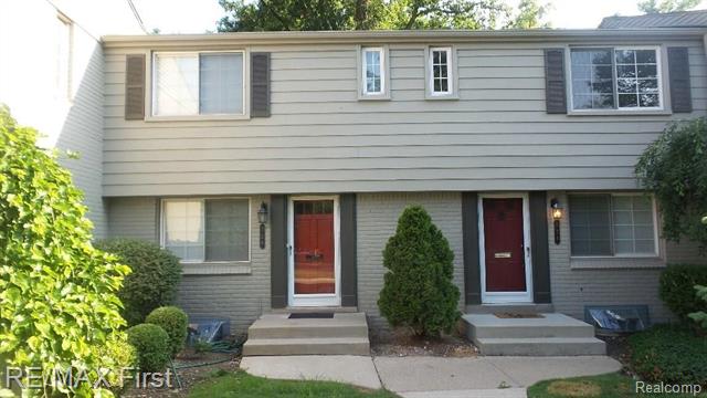 front view picture of 726 Graefield Ct, Birmingham, MI. 48009
