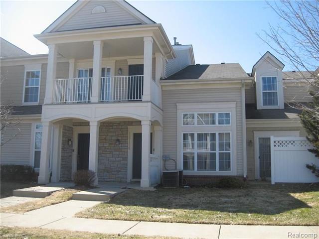 front view picture of 18106 Addington Dr, Walled Lake, MI. 48390