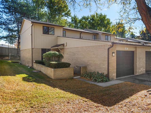 front view picture of 26910 W 12 Mile Rd, Southfield, MI. 48034