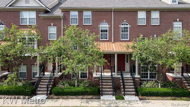 front view picture of 25493 Saint James, Southfield, MI. 48075