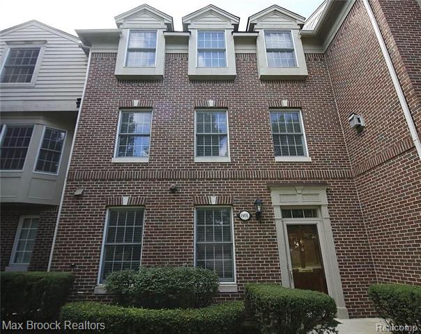 front view picture of 801 N Sherman Dr, Royal Oak, MI. 48067