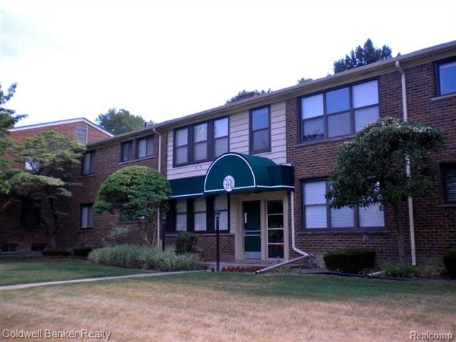 front view picture of 25777 Woodward Ave # 204, Royal Oak, MI. 48067