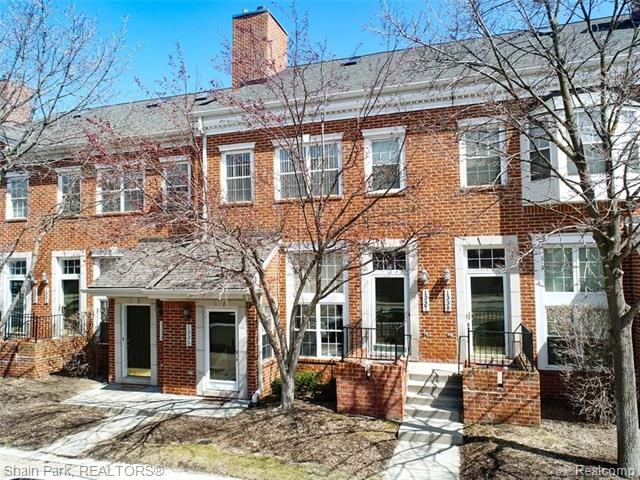 front view picture of 1337 S Washington Ave, Royal Oak, MI. 48067