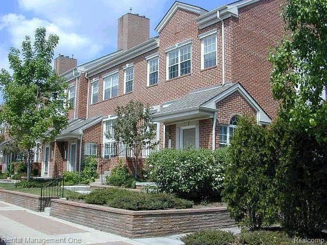 front view picture of 1306 S Main St, Royal Oak, MI. 48067