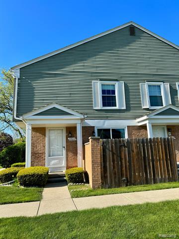 front view picture of 23644 Stonehenge Blvd, Novi, MI. 48375