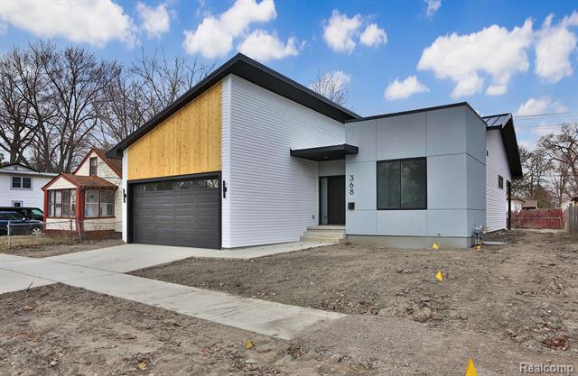 front view picture of 368 W Evelyn Ave, Hazel Park, MI. 48030