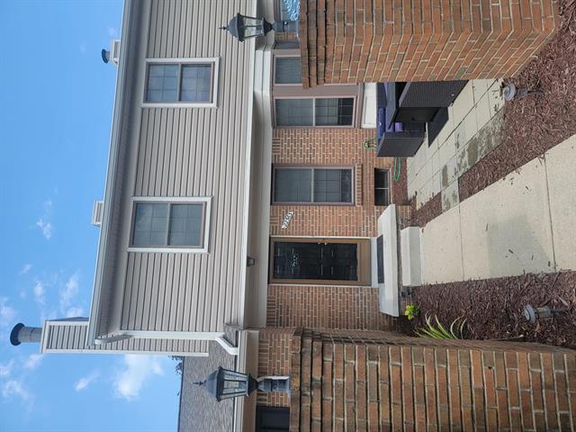 front view picture of 22363 Peachtree, Novi, MI. 48375