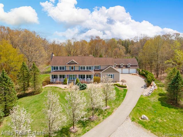 front view picture of 2716 Lake George Rd, Leonard, MI. 48367