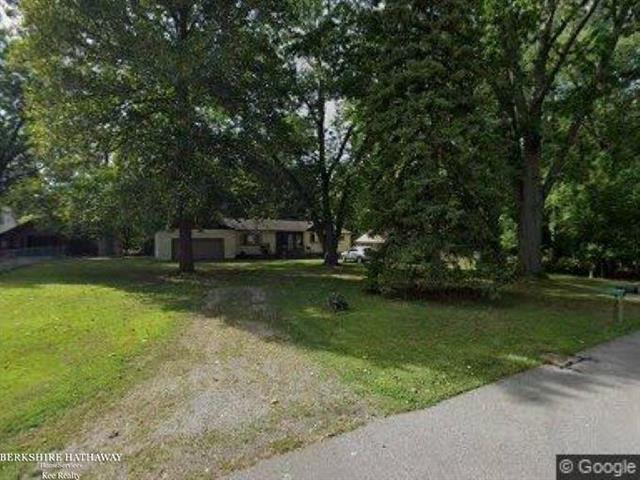 front view picture of 22061 Negaunee St, Southfield, MI. 48033