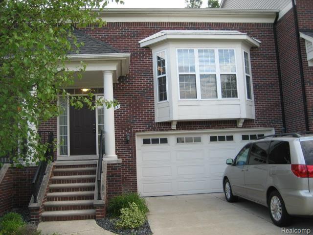 front view picture of 751 Paint Creek Dr, Troy, MI. 48085