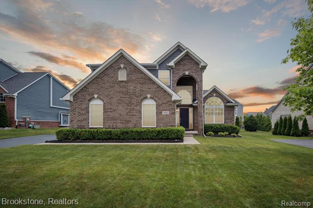 front view picture of 7422 S Village Dr, Clarkston, MI. 48346