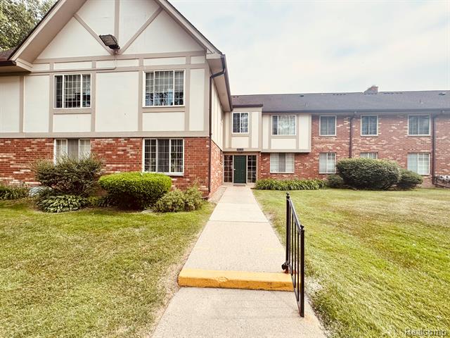 front view picture of 30256 Southfield Rd Unit A179, Southfield, MI. 48076