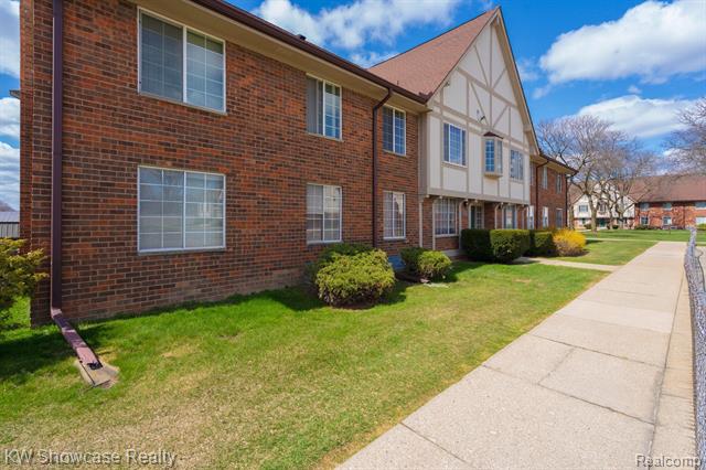 front view picture of 30236 Southfield Rd Unit A149, Southfield, MI. 48076
