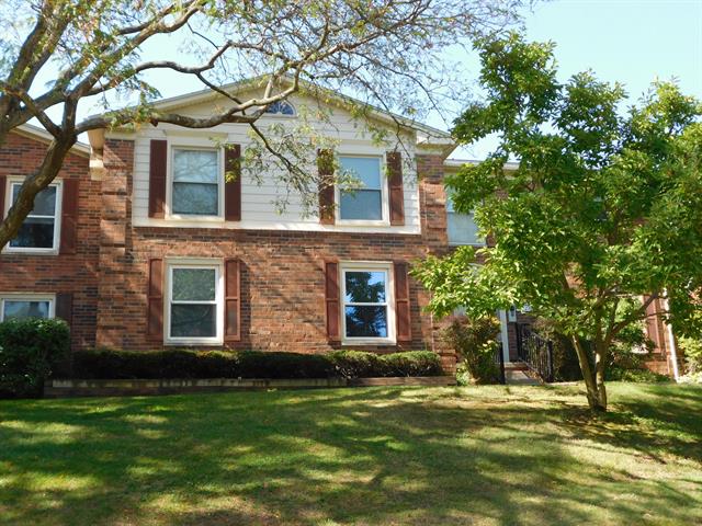 front view picture of 6224 Pepper Hill Dr, West Bloomfield, MI. 48322