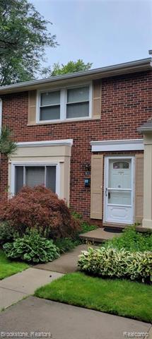 front view picture of 1622 Brentwood Dr, Troy, MI. 48098