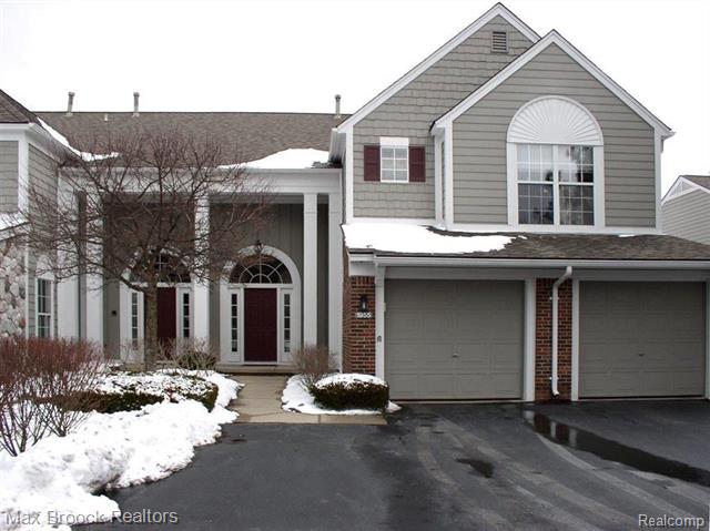 front view picture of 1955 Eagle Pointe, Bloomfield Hills, MI. 48304