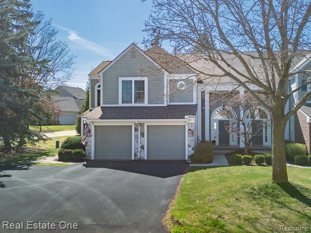 front view picture of 1903 Eagle Pointe, Bloomfield Hills, MI. 48304