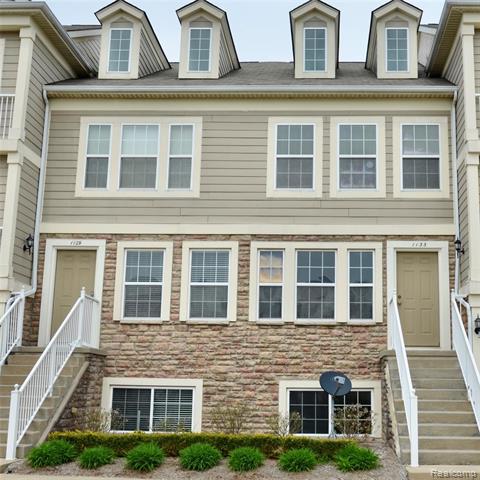 front view picture of 1133 Foxboro, Troy, MI. 48083