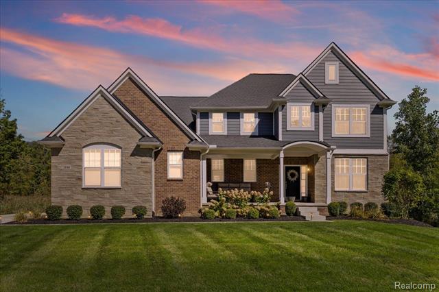 front view picture of 1930 Thorncrest Ct, Commerce Township, MI. 48382