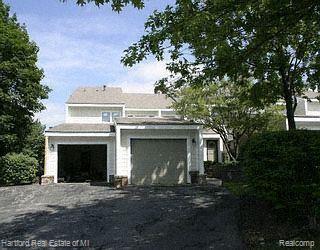 front view picture of 35322 Hillside Dr, Farmington, MI. 48335