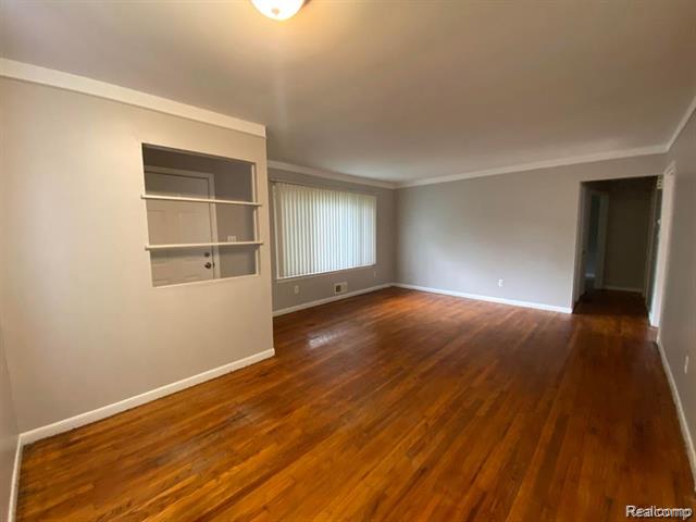 front view picture of 20609 Westhampton Ave, Southfield, MI. 48075