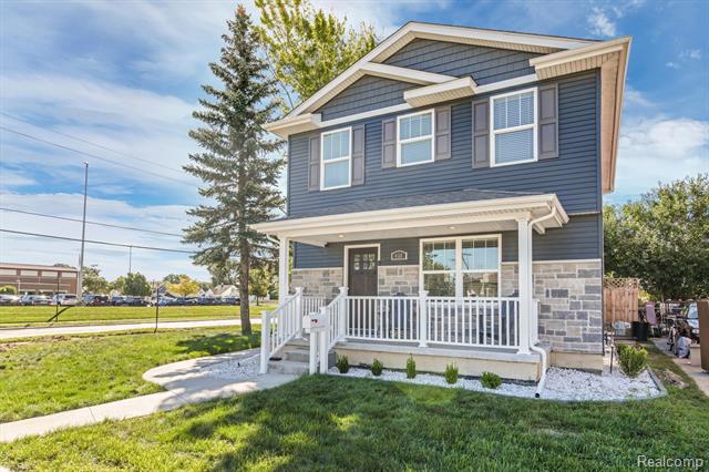 front view picture of 438 E Goulson Ave, Hazel Park, MI. 48030