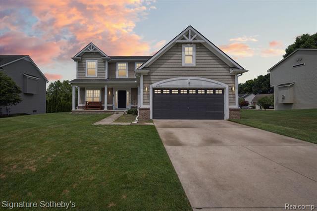 front view picture of 8926 El Dorado Dr, White Lake, MI. 48386