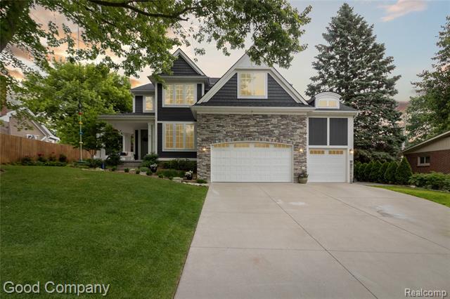 front view picture of 420 Bennett St, Milford, MI. 48381