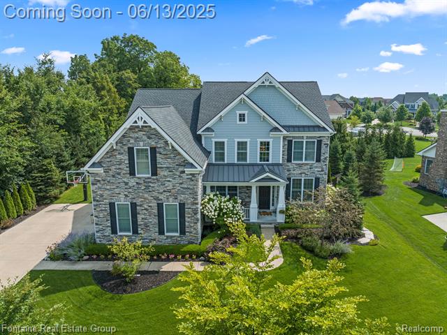 front view picture of 24598 Nepavine Dr, Novi, MI. 48374