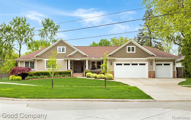 front view picture of 1605 Lloyd Ave, Royal Oak, MI. 48073