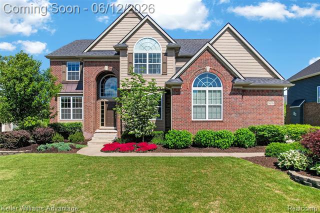 front view picture of 24576 Turnburry Ct, South Lyon, MI. 48178