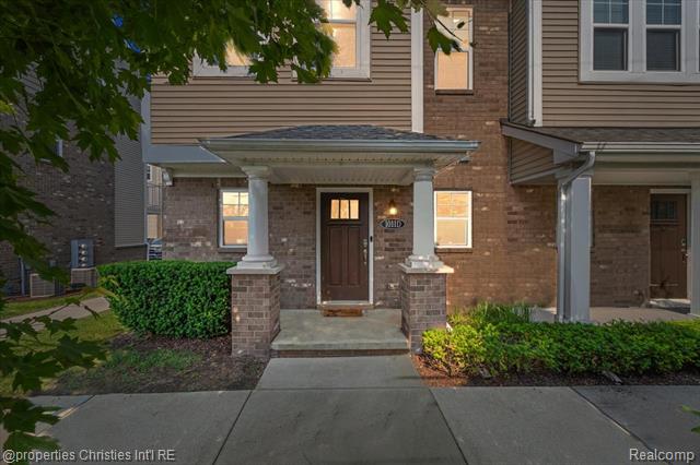 front view picture of 1011 N Sherman Dr Unit A, Royal Oak, MI. 48067
