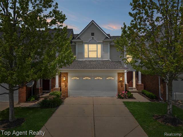front view picture of 41506 Oconnor Ln, Novi, MI. 48377